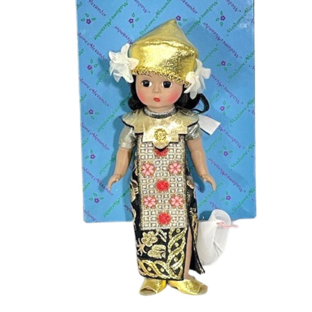 Madame Alexander restrung 8" Bali doll